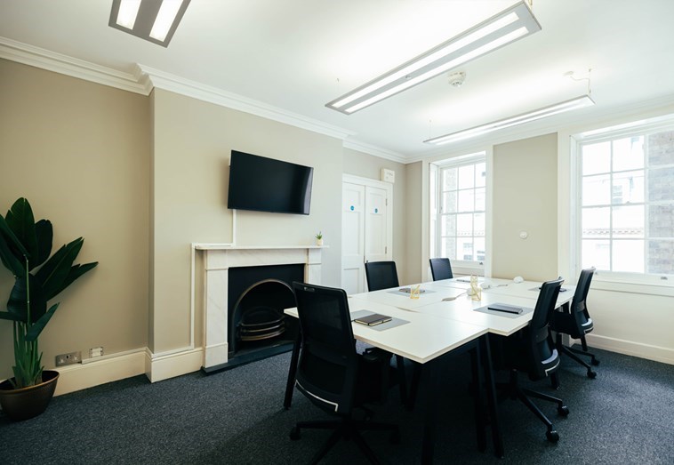 SOUTHAMPTON SUITE