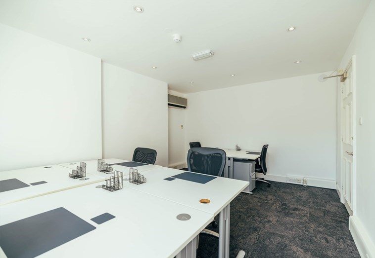 SLINGSBY SUITE