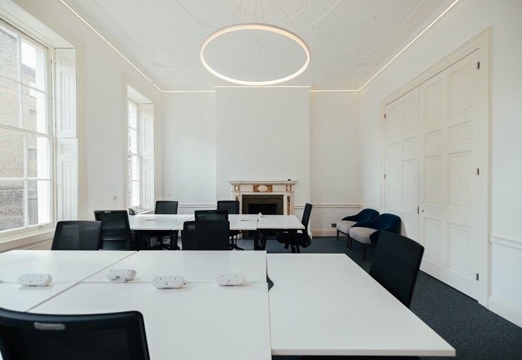 OXFORD SUITE