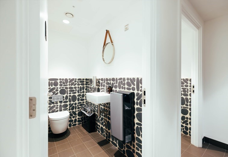 DALSTON SUITE