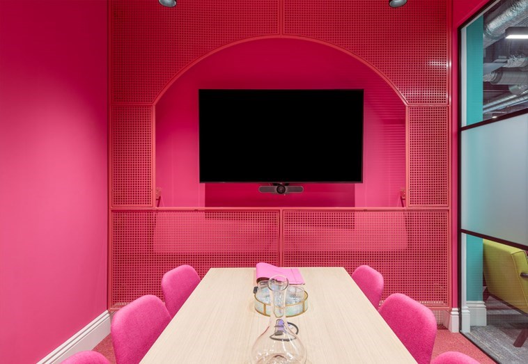 Boardroom - Pink