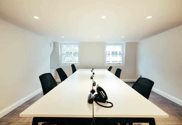 PRICE SUITE