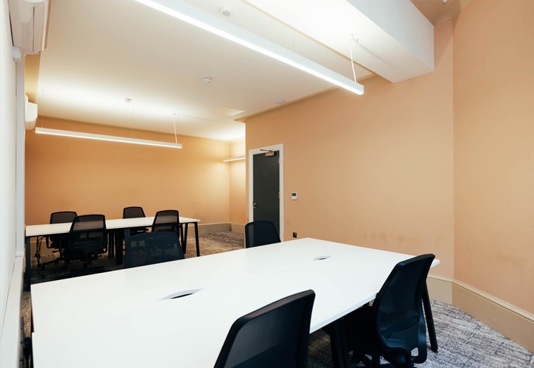 Abbot Suite