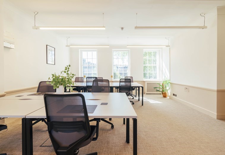 WARWICK SUITE