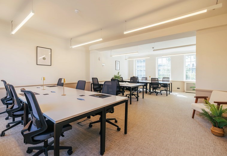 WARWICK SUITE